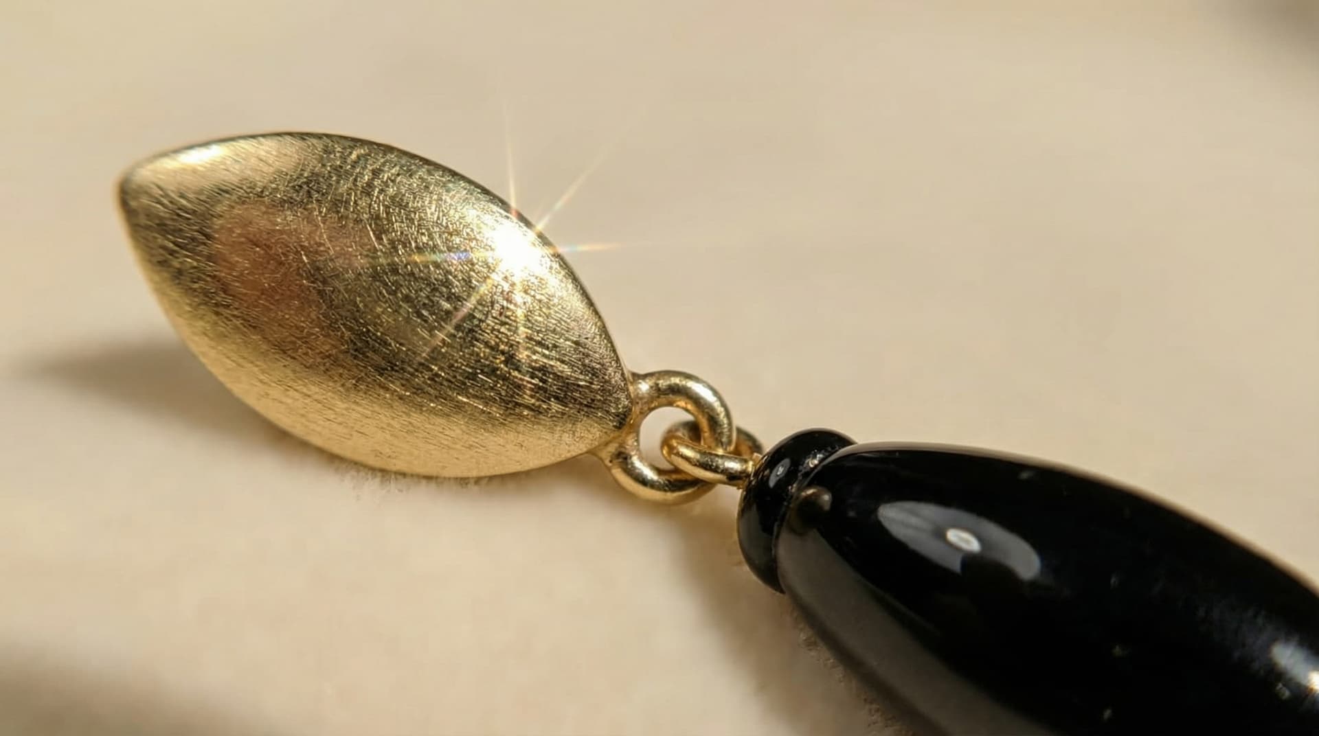 Brinco Noir - alternativa